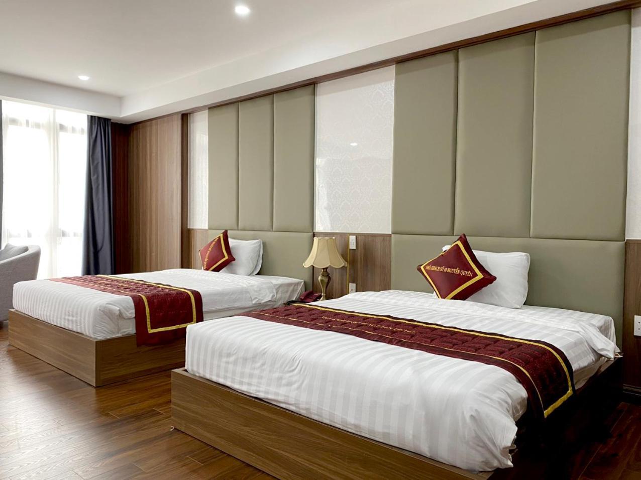 NguyẽN QuyèN Hotel Hanoi Exterior foto